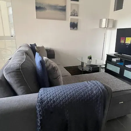 Apartment Proche Et Centre 2 Pieces Wifi&clim *