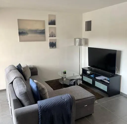 Proche Et Centre 2 Pieces Wifi&clim Sainte-Maxime